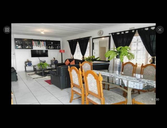 3 BEDROOM COMPLEX FOR SALE IN SHALLCROSS
